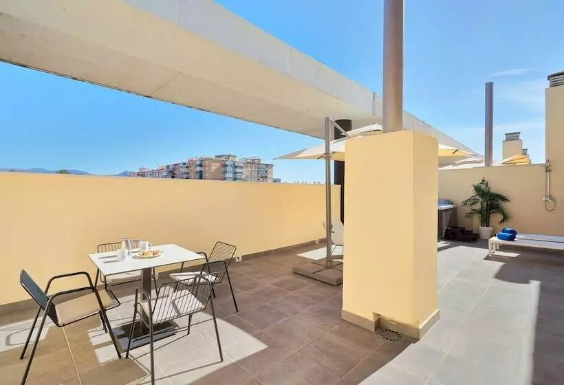 اتاق سوپریور با چشمانداز, Eurostars Málaga