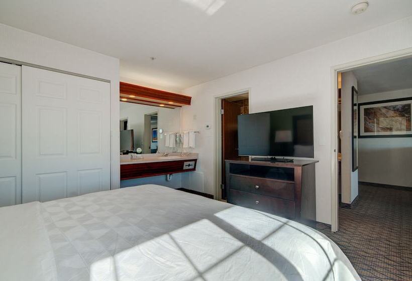 جناح, Holiday Inn West Yellowstone, An Ihg