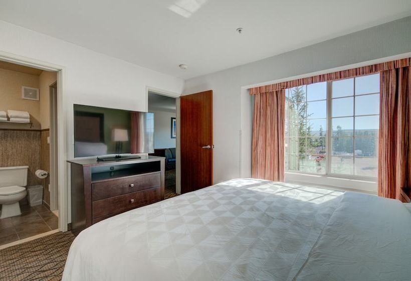 جناح, Holiday Inn West Yellowstone, An Ihg