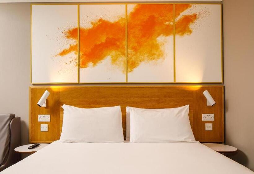 家庭间, Ibis Styles Birmingham Centre