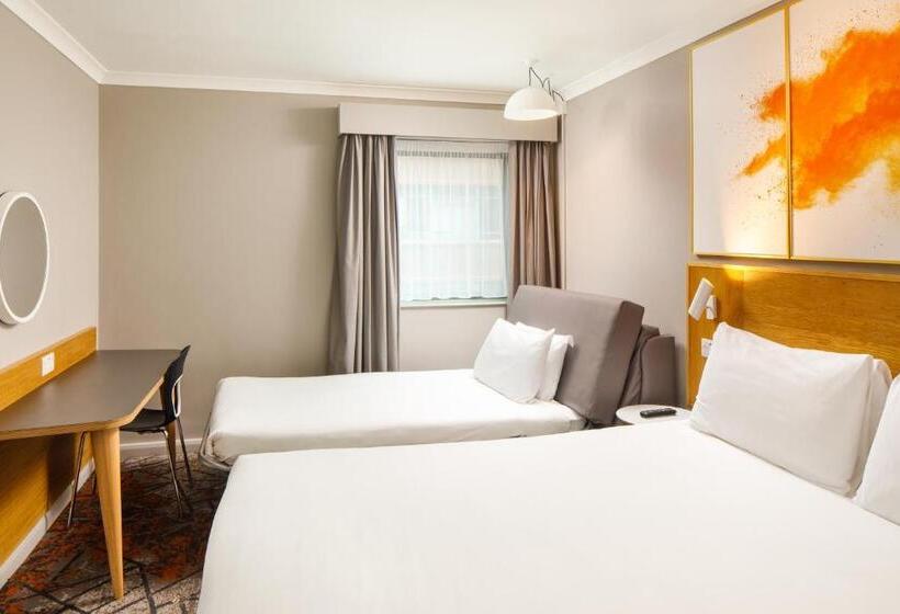 Семейный Номер, Ibis Styles Birmingham Centre
