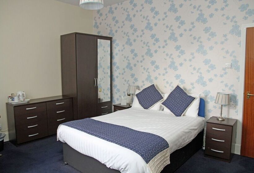 غرفة تنفيذية, The Elgin Kintore Arms, Inverurie