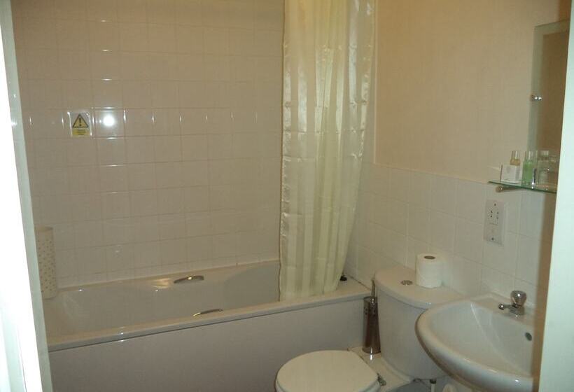 غرفة قياسية, The Elgin Kintore Arms, Inverurie