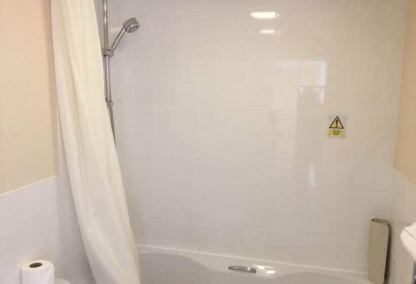 غرفة قياسية, The Elgin Kintore Arms, Inverurie