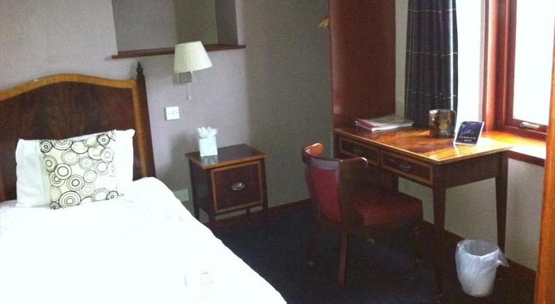 غرفة قياسية فردية, The Elgin Kintore Arms, Inverurie