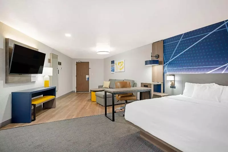 スタンダードルーム, Comfort Suites Idaho Falls