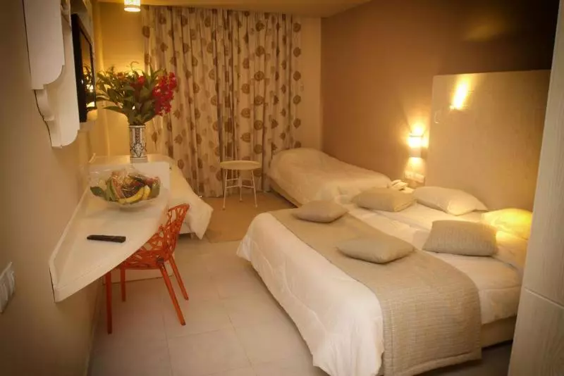 اتاق استاندارد چهارنفره با چشم‌انداز باغ, Seabel Rym Beach Djerba
