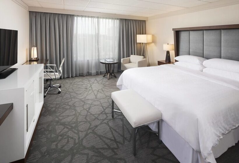 クラブルーム, Sheraton Bloomington