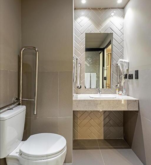 适合残疾人士使用的单人标准间, Slim Curitiba Alto Da Xv