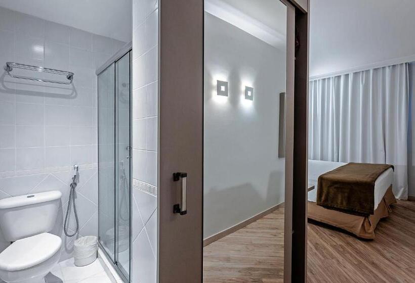 高级大房间, Slim Curitiba Alto Da Xv