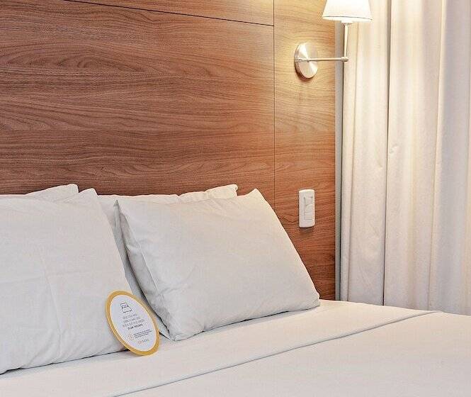 高级大房间, Slim Curitiba Alto Da Xv