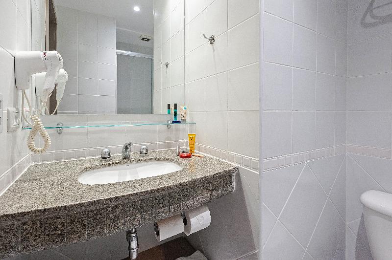 高级大房间, Slim Curitiba Alto Da Xv