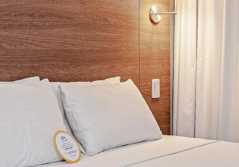 高级大房间, Slim Curitiba Alto Da Xv