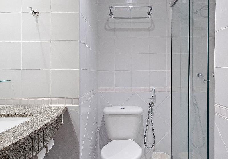 标准间, Slim Curitiba Alto Da Xv