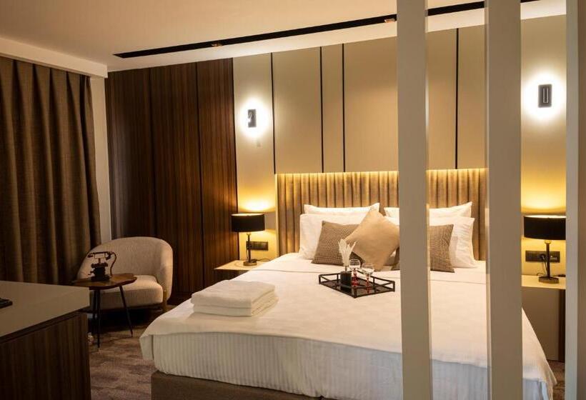 Трехместный Номер Deluxe, Monalisa Hotels Kuşadasi