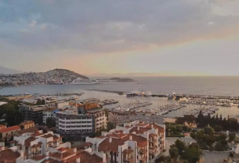 اتاق لوکس, Monalisa Hotels Kuşadasi