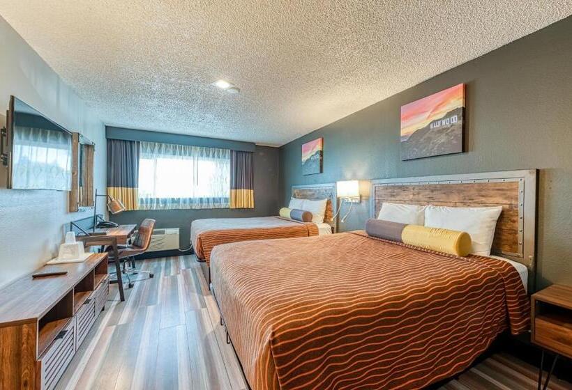 디럭스 룸, La Mirage Inn  Hollywood