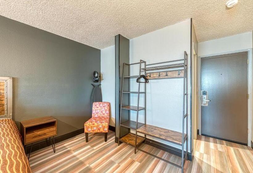 غرفة ديلوكس, La Mirage Inn  Hollywood