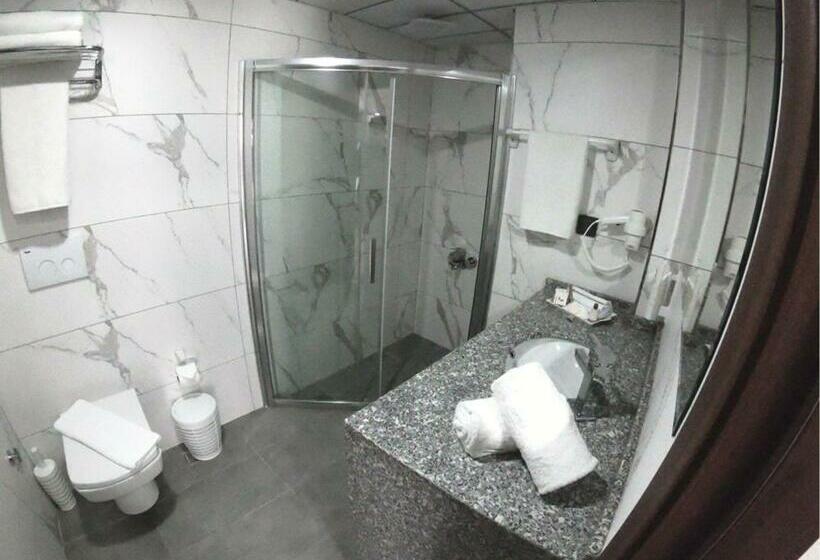 חדר דלוקס, Asi̇wa