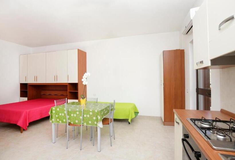 סטודיו סופריור, Agriturismo Da Mauro