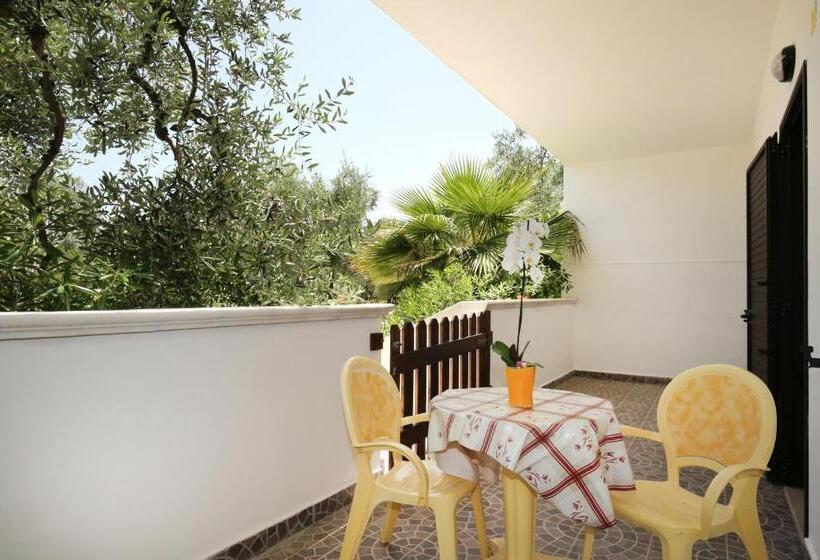 סטודיו סופריור, Agriturismo Da Mauro