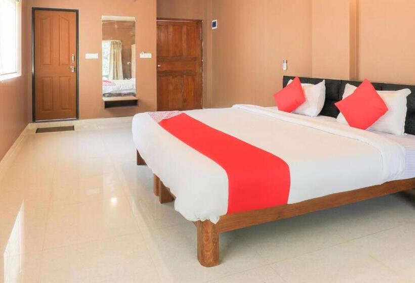 三人经典房间, Oyo 68467 Morjim Suites