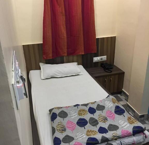 اتاق استاندارد یک تخته با بالکن, Vivek