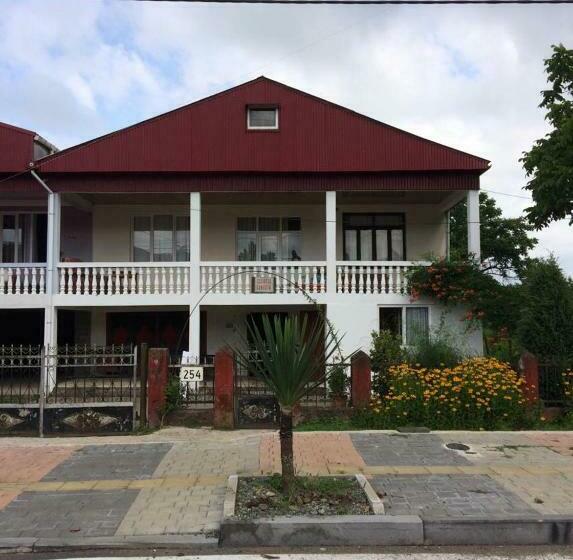 اتاق استاندارد, Natia Guest House