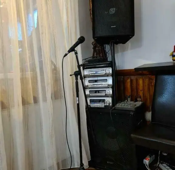 ویلای 1 خوابه, Vila Valencia