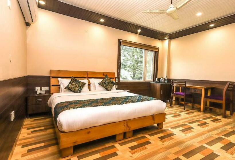 バルコニー付きデラックスルーム, Buddha House Himalayan Brothers
