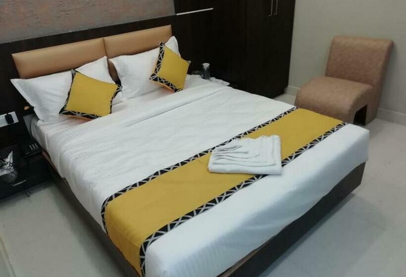 豪华房间, Grand Oliver