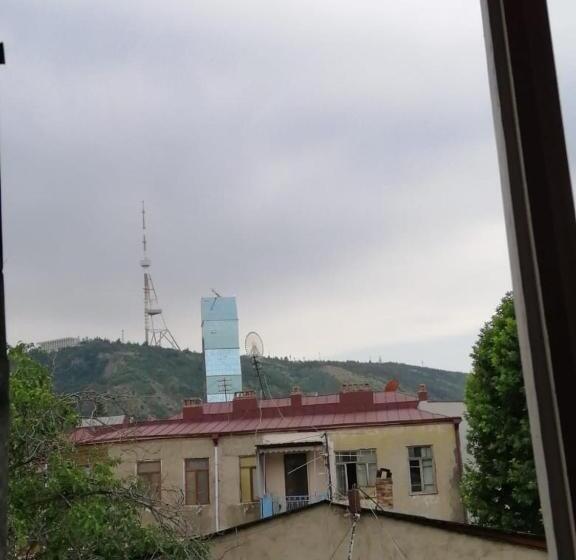 اتاق استاندارد با سرویس بهداشتی مشترک, Kiev Hostel