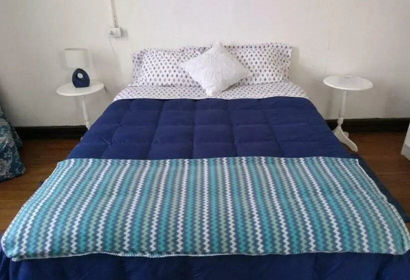 اتاق استاندارد با سرویس بهداشتی مشترک, Casa Capilla