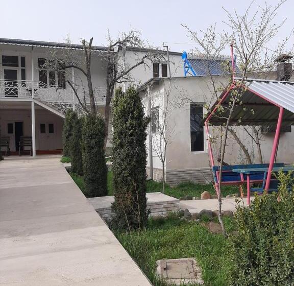 اتاق استاندارد چهار تخته, Green Garden Guesthouse