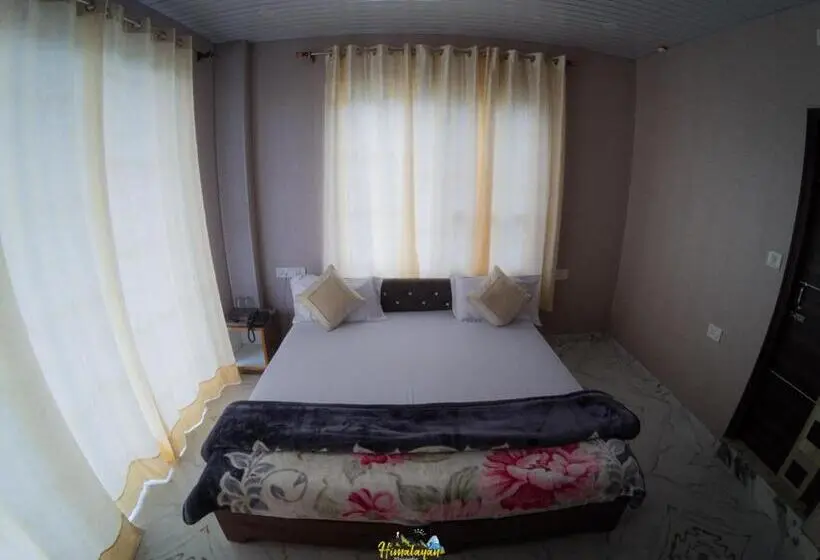 バルコニー付きスタンダードルーム, Himalayan Musaafir Guest House & Restaurant