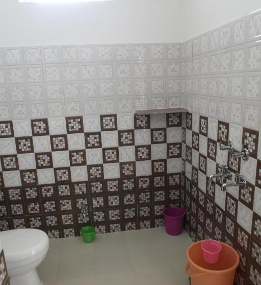 اتاق استاندارد با تخت بزرگ, Keshav Palace