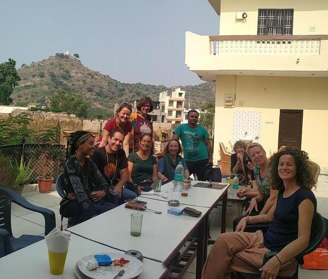 اتاق استاندارد با تخت بزرگ, Keshav Palace