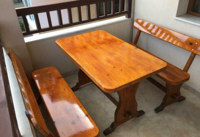 Апартаменты 1 Спальня, Family Hotel Malibu