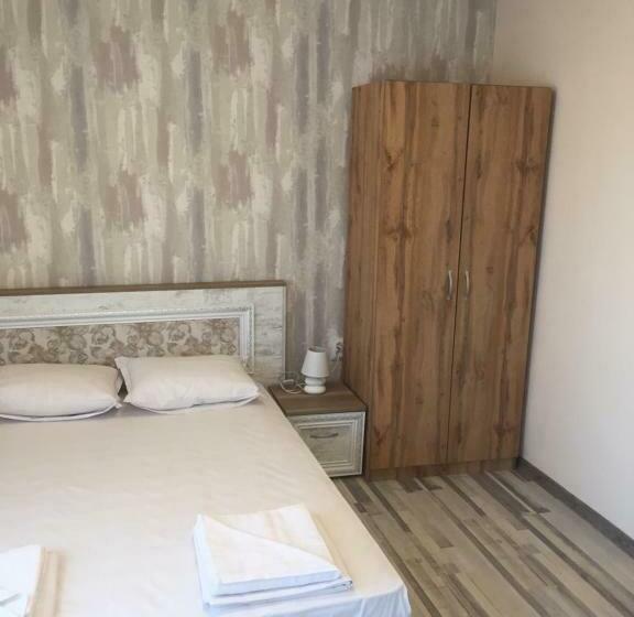 Номер Стандарт с Балконом, Family Hotel Malibu
