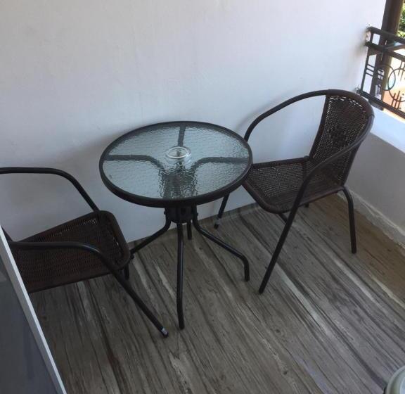 Номер Стандарт с Балконом, Family Hotel Malibu