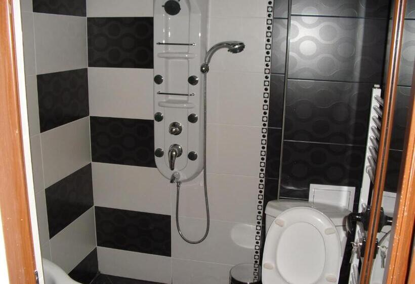 Полулюкс с Балконом, Family Hotel Malibu