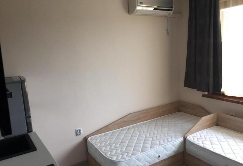 Апартаменты 1 Спальня, Family Hotel Malibu