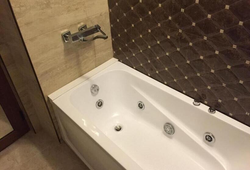 Апартаменты 1 Спальня, Family Hotel Malibu