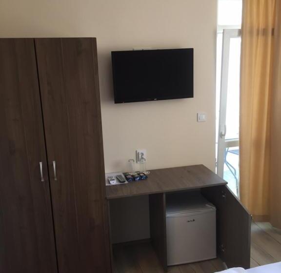 Номер Стандарт с Балконом, Family Hotel Malibu