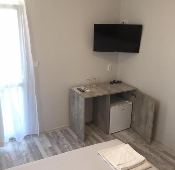 Номер Стандарт с Балконом, Family Hotel Malibu