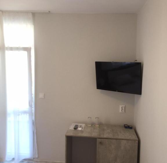 Номер Стандарт с Балконом, Family Hotel Malibu