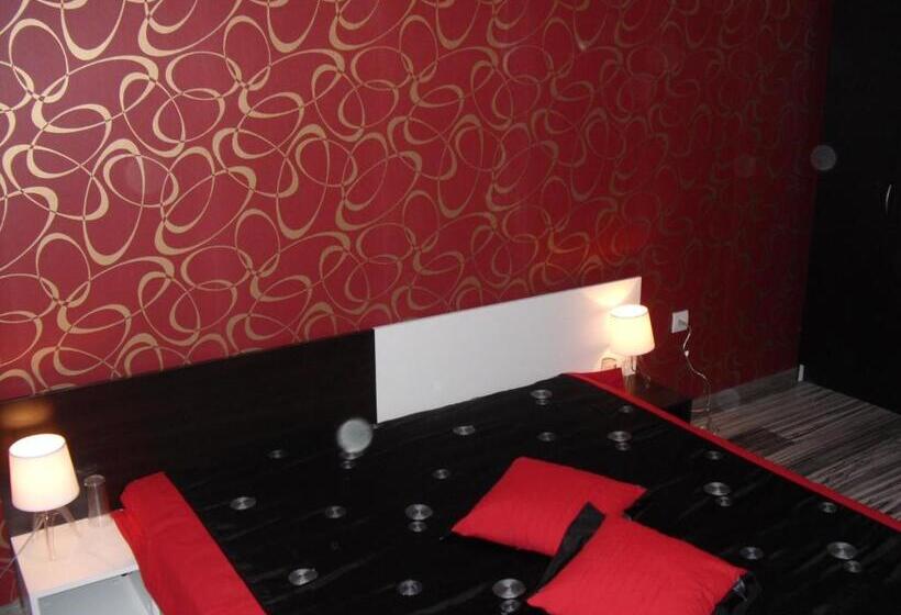 Номер Стандарт с Балконом, Family Hotel Malibu