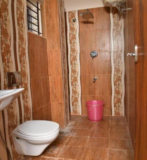 经济房, Ananda Residency