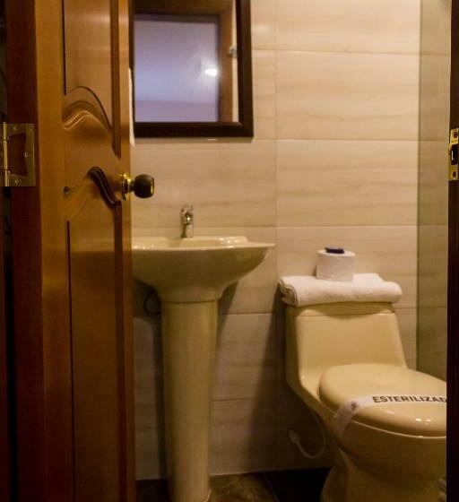 标准间, Lb   Los Balsos