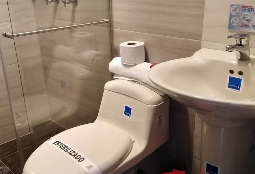 标准间, Lb   Los Balsos